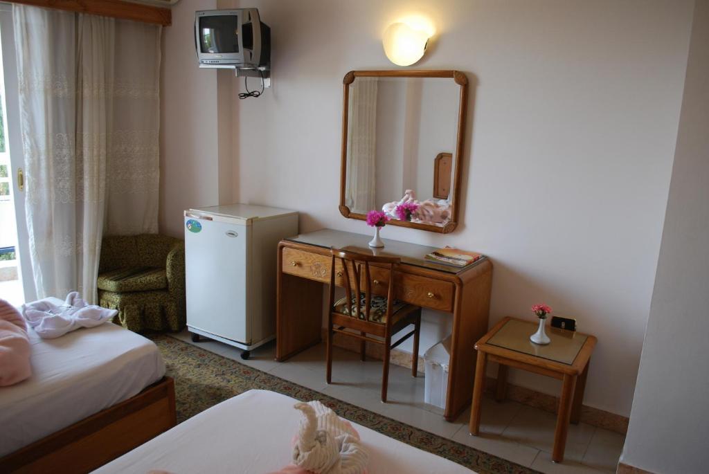 New Pola Hotel ルクソール エクステリア 写真
